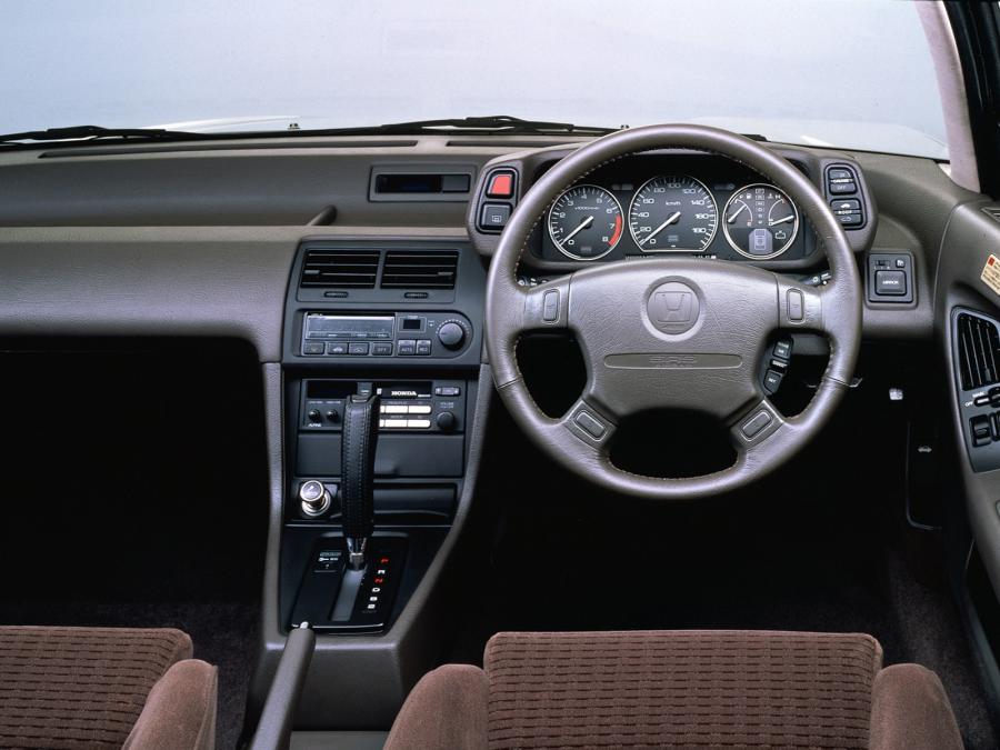 Торпедо Honda Prelude inx Si 1989 года  (фото 6 из 6)